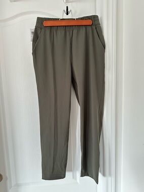 Babaton Olive Stretch Jogger Pants
